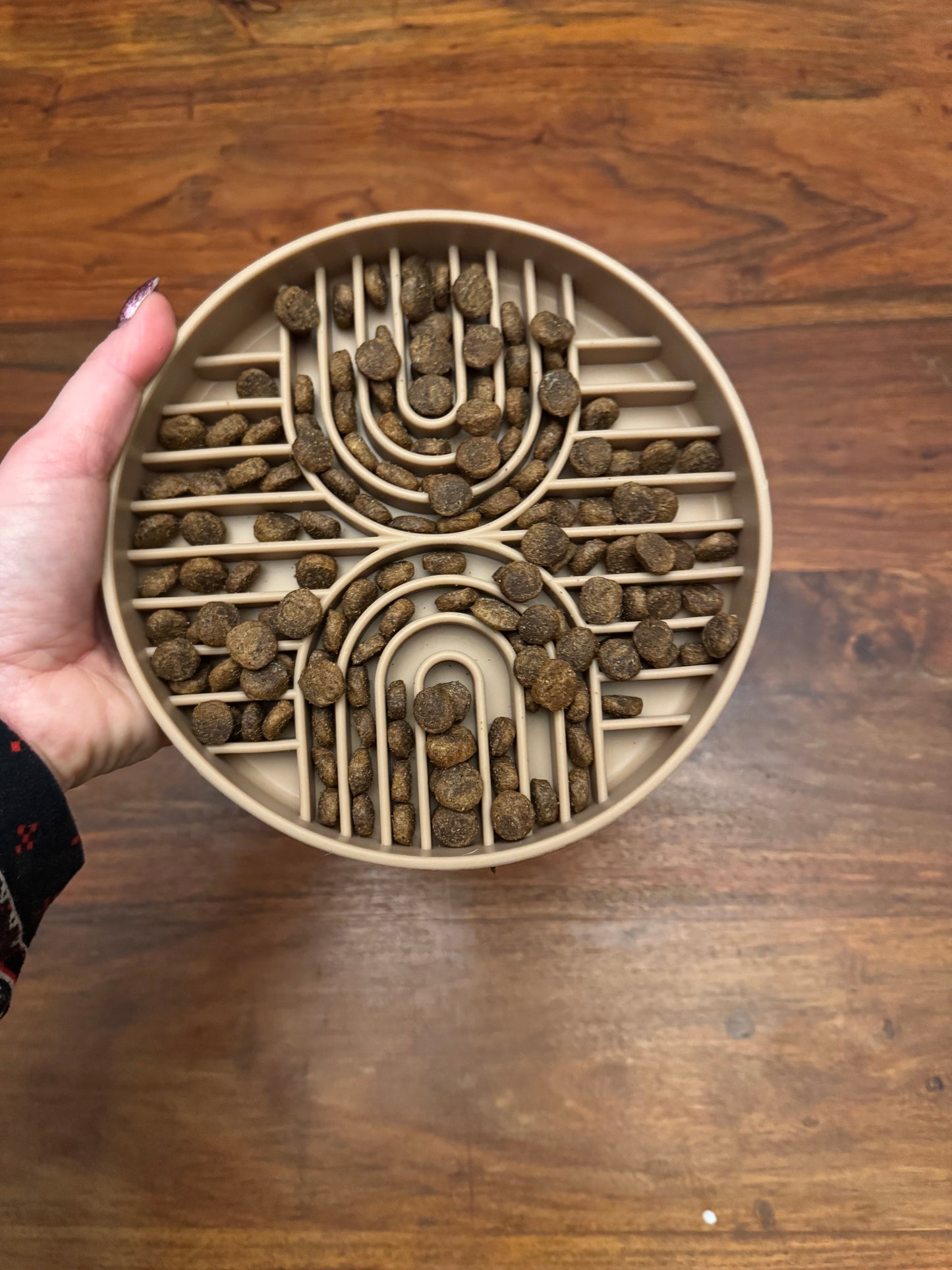 Silicone slow feeder bowl